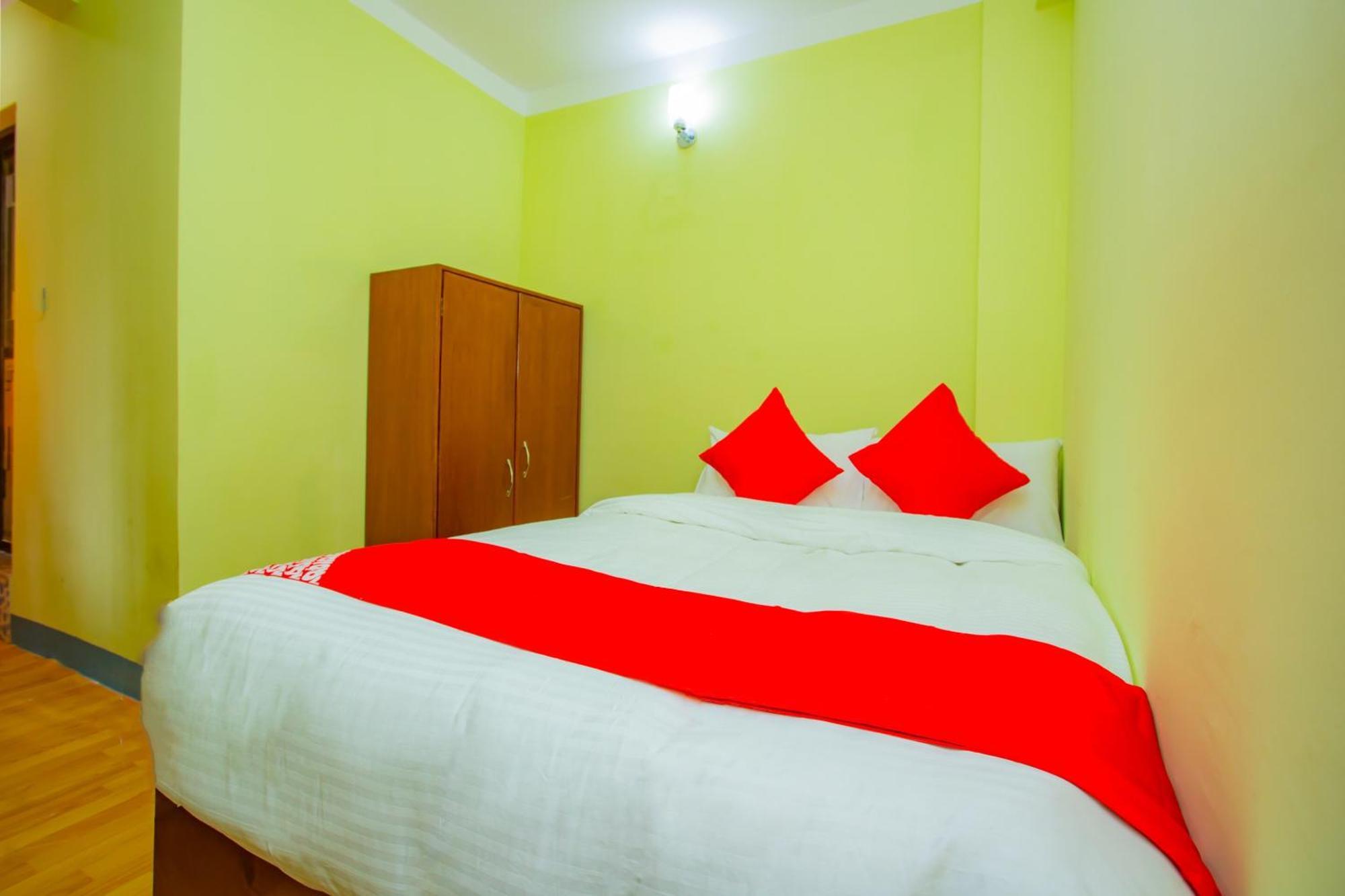 Oyo 589 Hotel Trimurti Katmandu Dış mekan fotoğraf