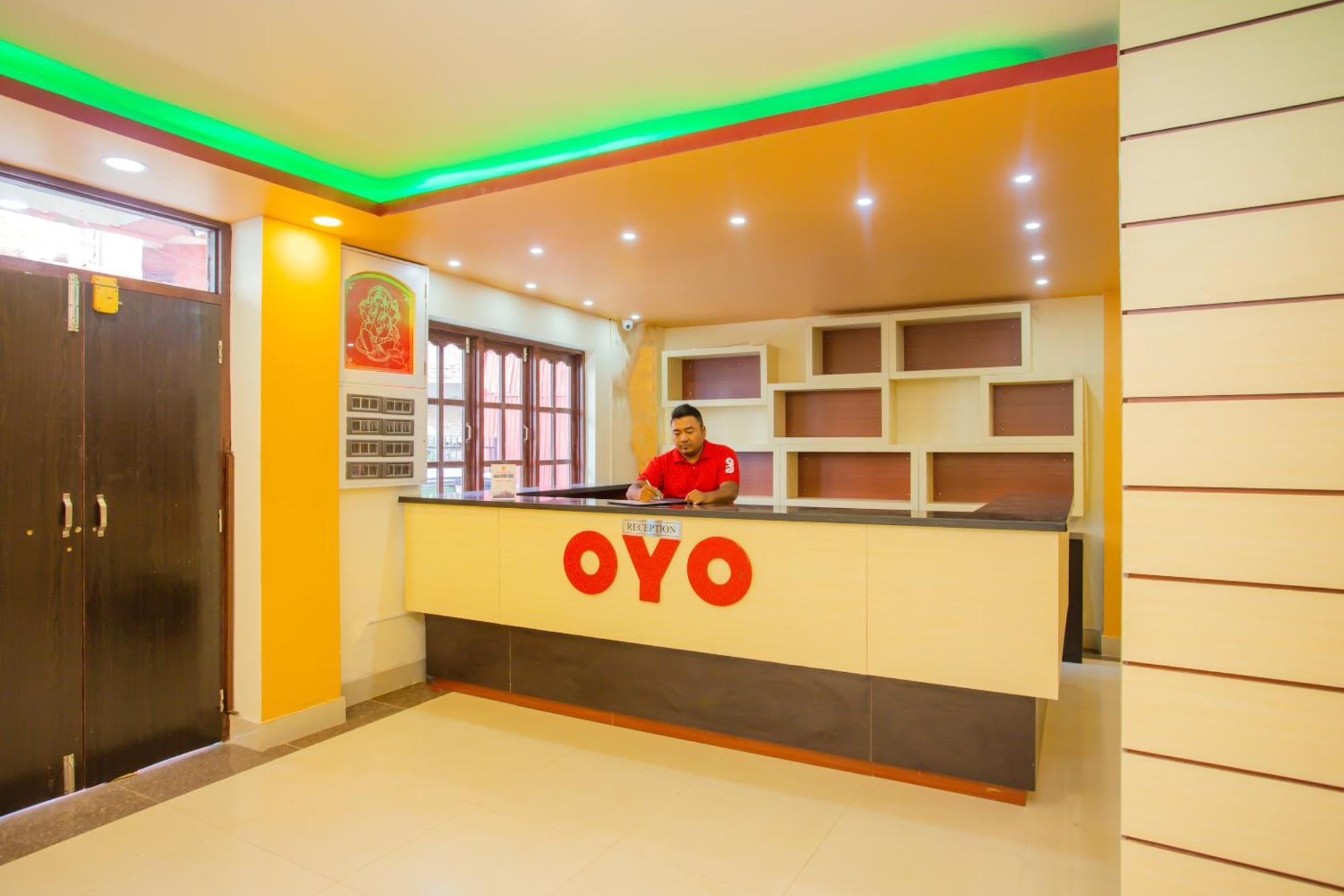 Oyo 589 Hotel Trimurti Katmandu Dış mekan fotoğraf